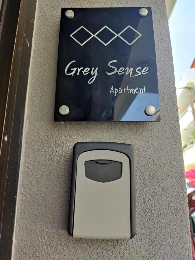 Grey Sense Luxury Apartment Iraklio Exterior foto
